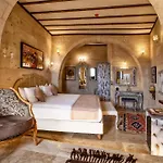 Karlik Cave Cappadocia Szálloda Üçhisar