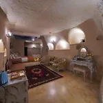 Karlik Cave Cappadocia 우치사르
